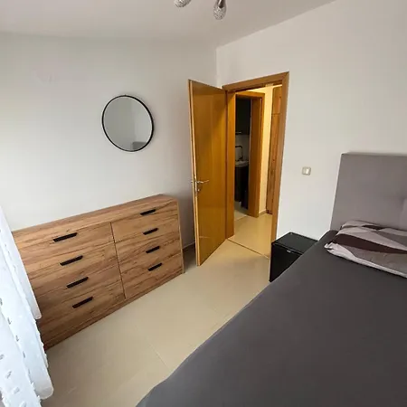 شقة Cvita